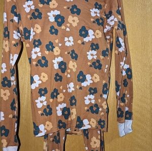 Girls 2 piece pajamas set